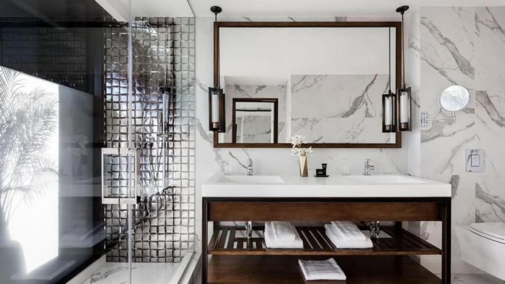 Dream Hollywood, by Hyatt